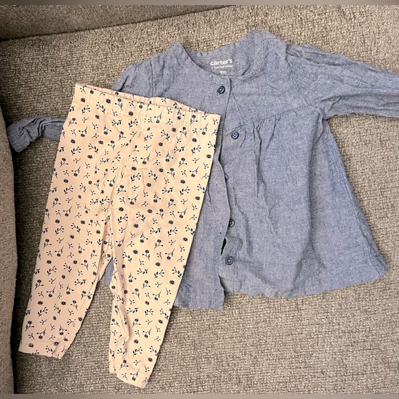 Carters Baby Girl outfit - Picture 1 of 1